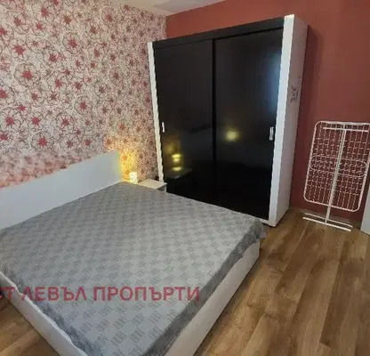 Снимка 3 — Тристаен апартамент с южно изложение в Надежда 1, София