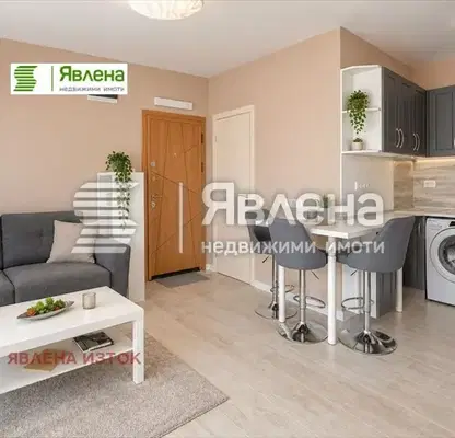 Photo 2 — Two-room apartment with panoramic terrace in Nadezhda 2, Sofia