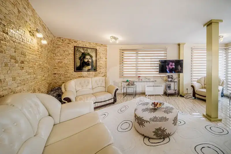 4-bedroom apartment in Sofia, Nadejda 4