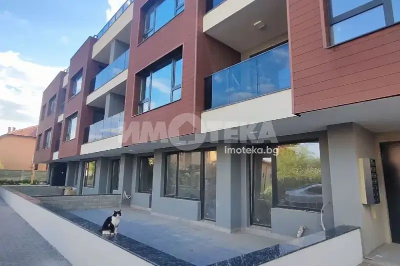 Spacious 3-room apartment with large terrace in Obelya, Sofia
