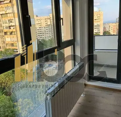 Снимка 3 — Двустаен апартамент в Оборище с балкон и асансьор