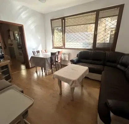 Снимка 3 — Тристаен апартамент в Оборище с функционално разпределение