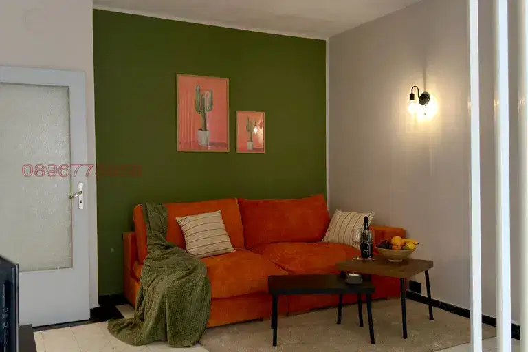 Furnished one-room apartment in Oborishte with functional layout