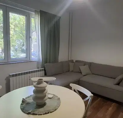Снимка 4 — Тристаен апартамент с тераса в Оборище, София