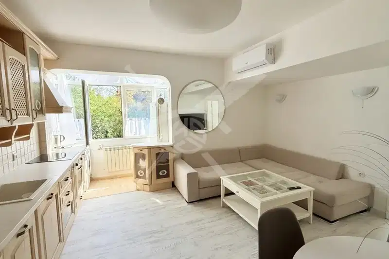 3-bedroom apartment in Sofia, Oborishte