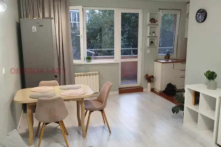 Three-room apartment in Ovcha kupel 1 with large balcony