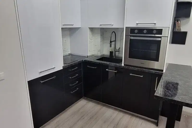 Two-room apartment in Ovcha kupel with terrace and elevator