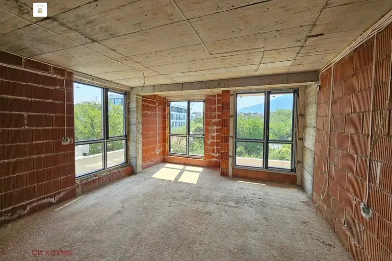 Spacious 2-room apartment in Ovcha kupel with two terraces