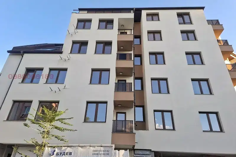 Двустаен апартамент с тераса в Овча купел, София