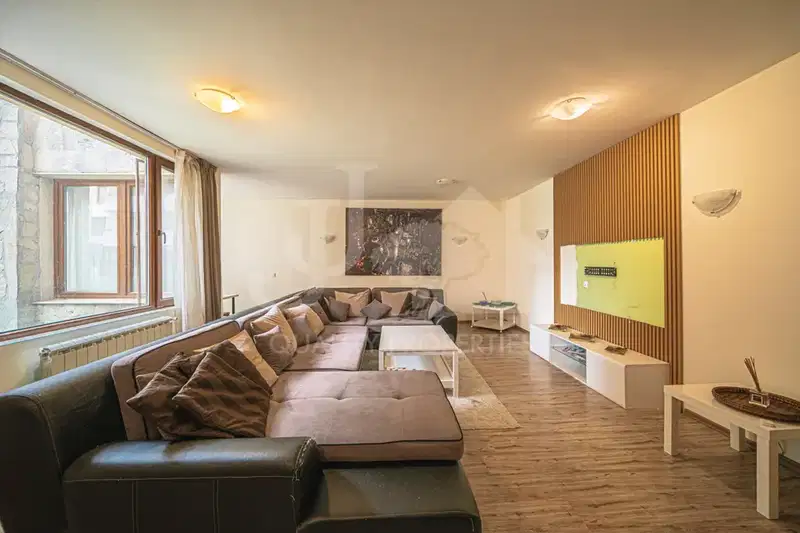 Spacious 4-room apartment in Ovcha kupel with terrace