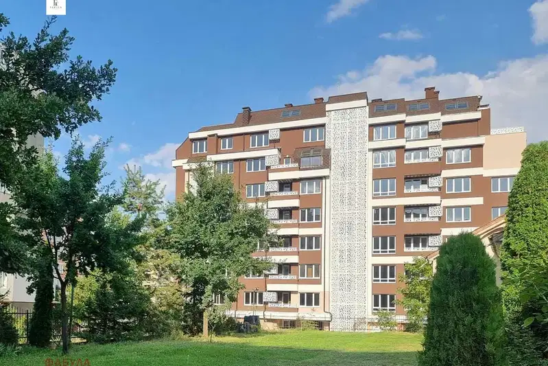 South-facing 3-room apartment with terrace and Vitosha view in Ovcha kupel 2