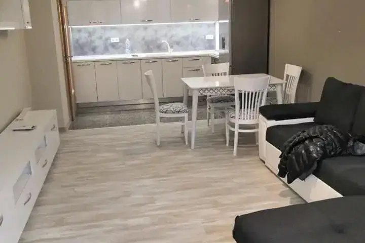 Тристаен апартамент в Овча купел 2 с асансьор и паркинг