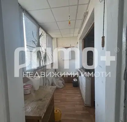 Снимка 3 — Просторен 3-стаен апартамент в Овча купел 2 с асансьор