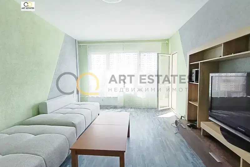 Three-room apartment in Ovcha kupel 2 with balcony and elevator