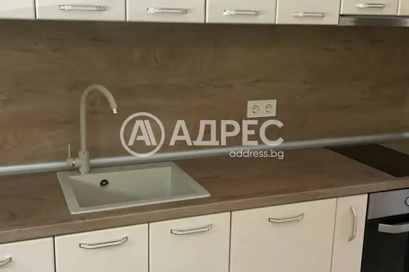 Three-room apartment with yard in Ovcha kupel, Sofia