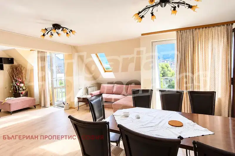 4-bedroom apartment in Sofiya, Pavlovo