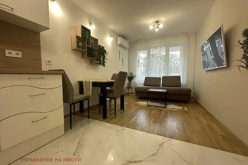 Two-room apartment in Poduyane with balcony and modern furnishings
