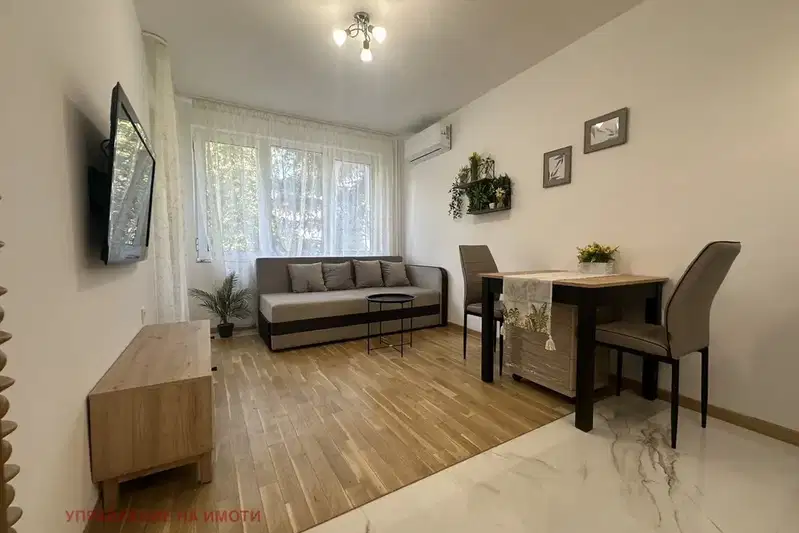 Two-room apartment in Poduyane with balcony and modern furnishings