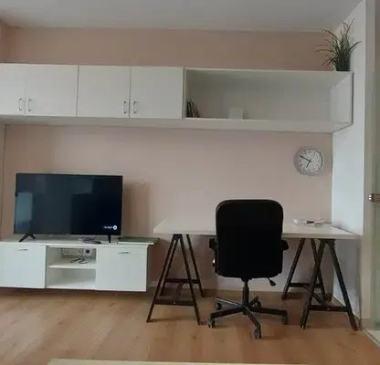 Photo 3 — One-room apartment in Poligona with luxury furnishings