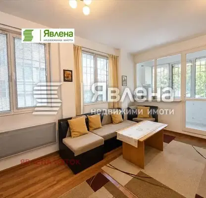 Photo 3 — Studio apartment in Reduta, Sofia with glazed terrace
