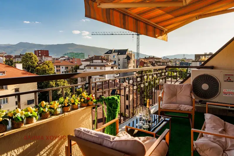 3-bedroom apartment in Sofia, Reduta