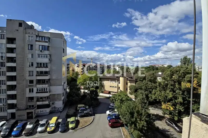 4-bedroom apartment in Sofia, Reduta