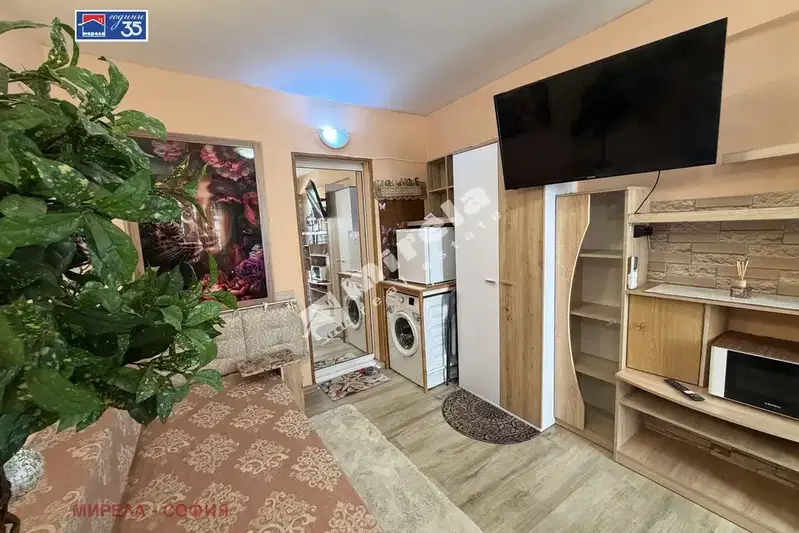 Студио апартамент в Редута с климатик и асансьор