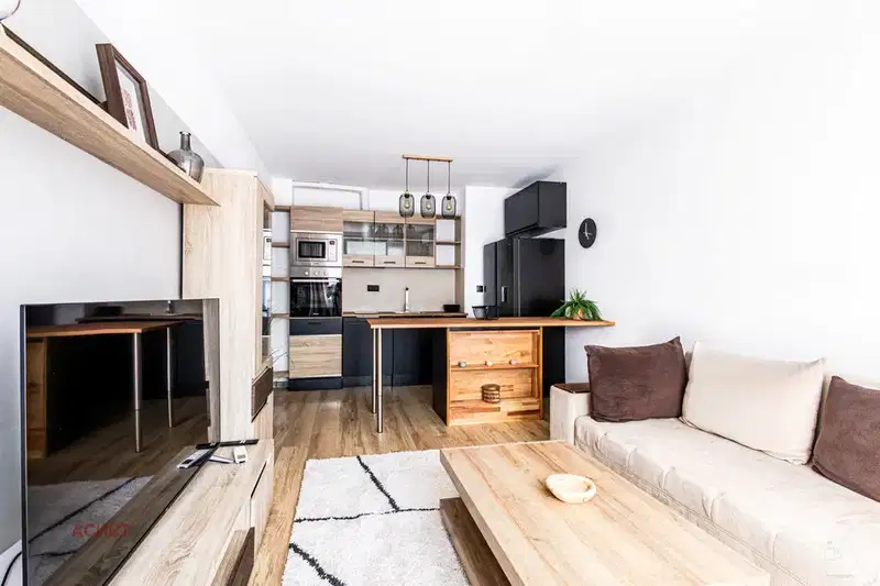 Two-room apartment with terrace in Reduta, Sofia