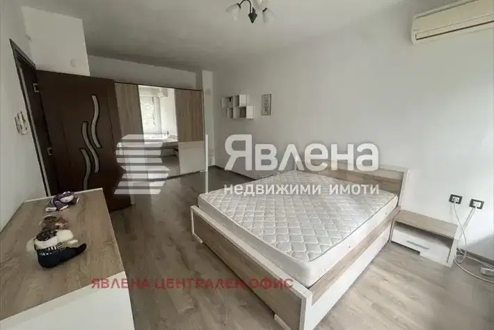 Two-room apartment with balcony in Reduta district, Sofia