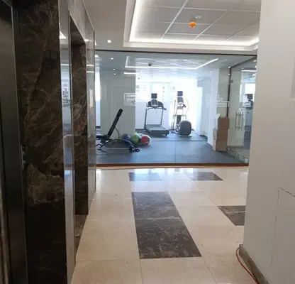 Снимка 3 — Двустаен апартамент в Сердика с тераса и изглед към вътрешен двор