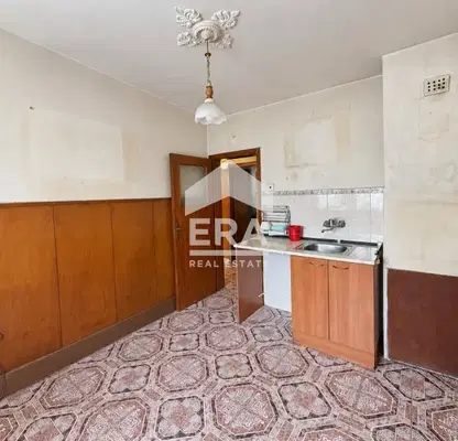 Photo 2 — 3-bedroom apartment in Sofia, Serdika
