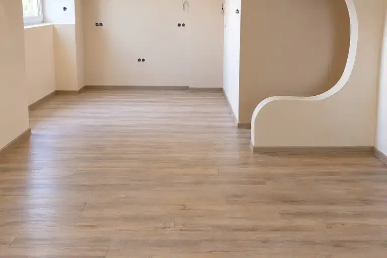 Three-room apartment in Serdika with terrace and elevator