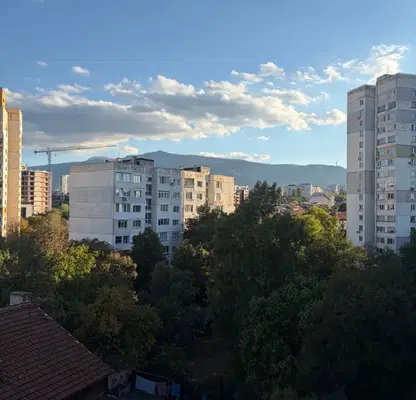 Снимка 5 — Тристаен апартамент с две тераси в Сердика, София