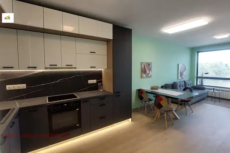 Three-room apartment with parking space in Serdika, Sofia