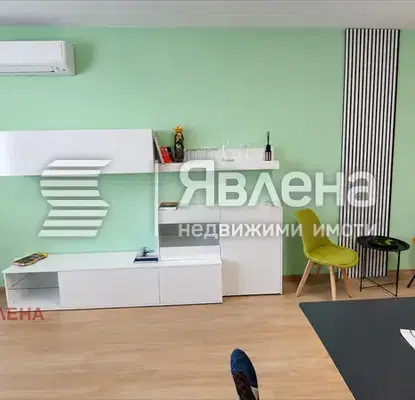 Снимка 2 — Тристаен апартамент с гараж в кв. Сердика, София