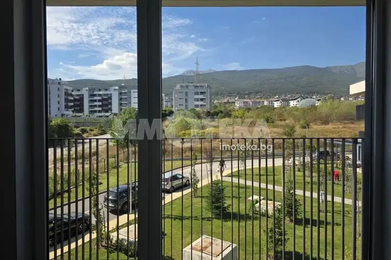 3-bedroom apartment in Sofia, Simeonovo