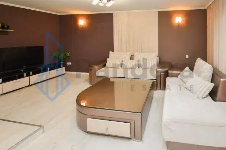 Three-room apartment with terrace in Simeonovo, Sofia