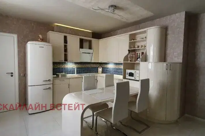 3-bedroom apartment in Sofia, Slatina