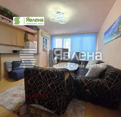 Photo 2 — Three-room apartment in Strelbishte with two terraces and parking