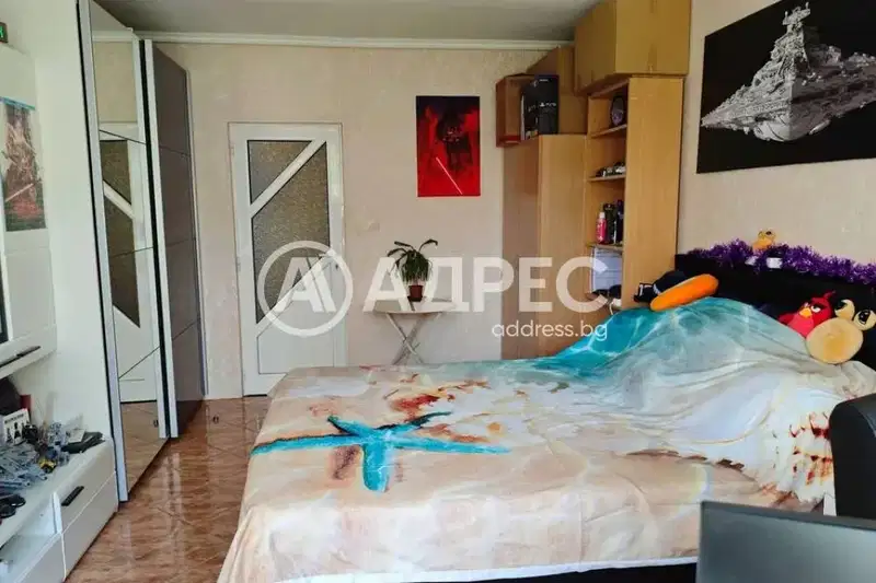 Тристаен апартамент в Стрелбище с две тераси