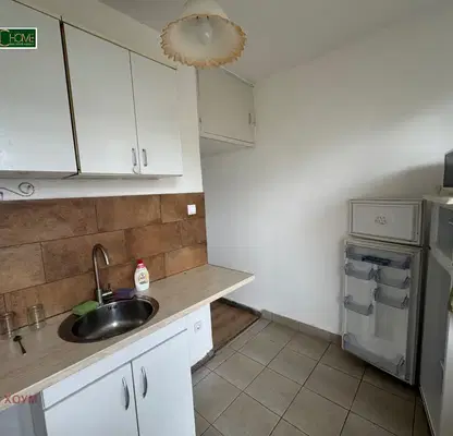 Photo 5 — Three-room apartment in Strelbishte with two balconies