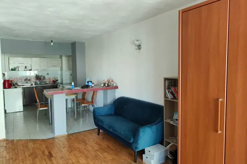 Four-room apartment in Strelbishte with garage and elevator