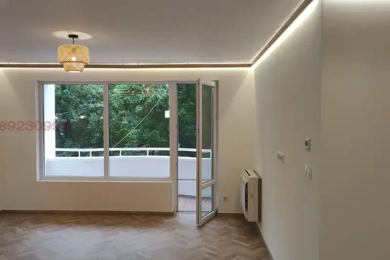 4-bedroom apartment in Sofiya, Strelbishte