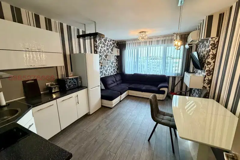 Three-room apartment in Strelbishte with elevator and video surveillance