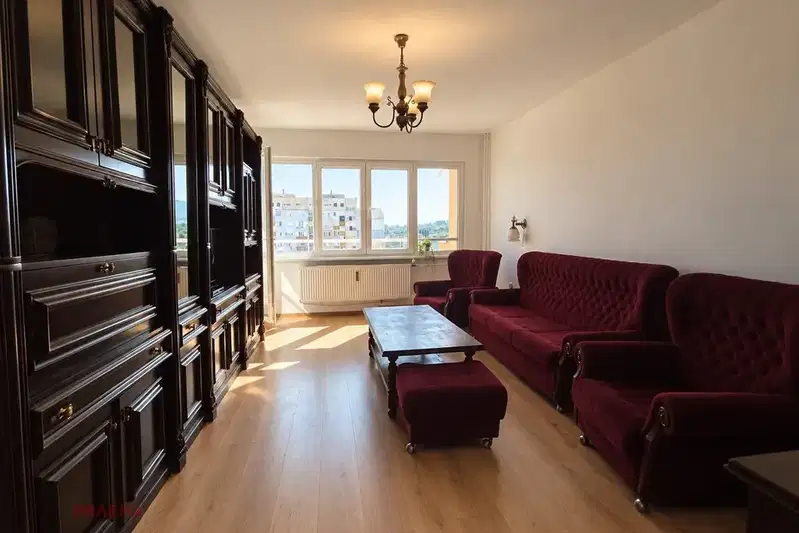 3-bedroom apartment in Sofia, Strelbishte