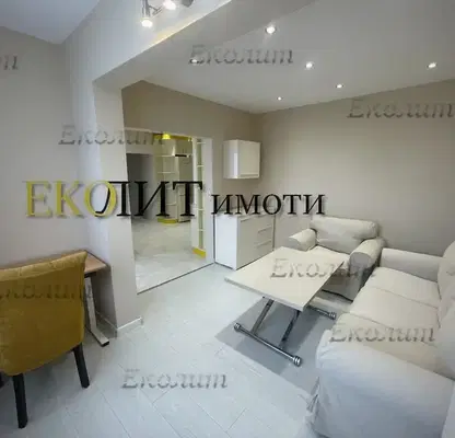 Снимка 2 — Тристаен апартамент с панорамна тераса в Стрелбище, София