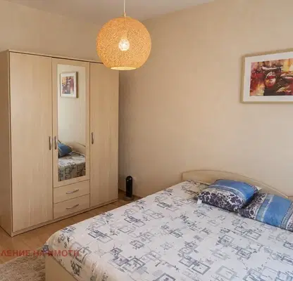 Photo 3 — 3-room apartment in Strelbishte with balcony and district heating