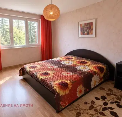Photo 4 — 3-room apartment in Strelbishte with balcony and district heating
