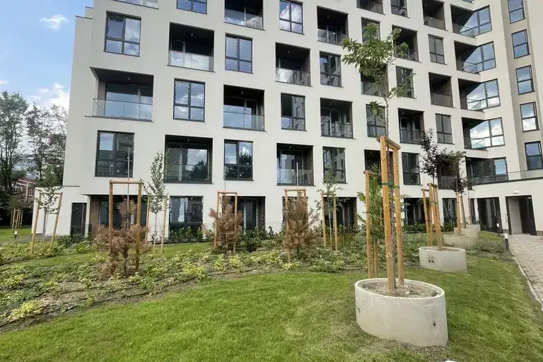 Two-room apartment in Studentski Grad with landscaped yard