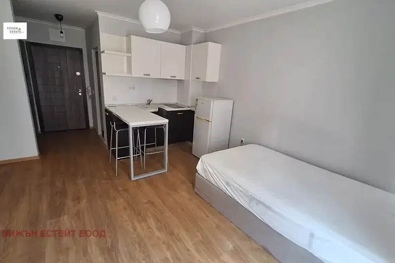 One-room apartment in Studentski Grad with terrace and access control